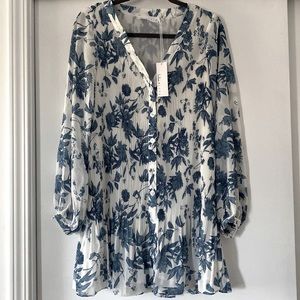 Lulus Blue and White Longsleeve Mini Dress size small with tags